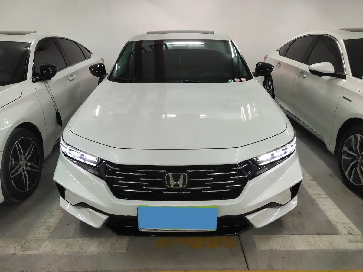 2025 Honda Accord 1.5T 192HP L4 CVT,autocango,china used car exporter,china ev exporter,chinese used car exporter,chinese used ev exporter
