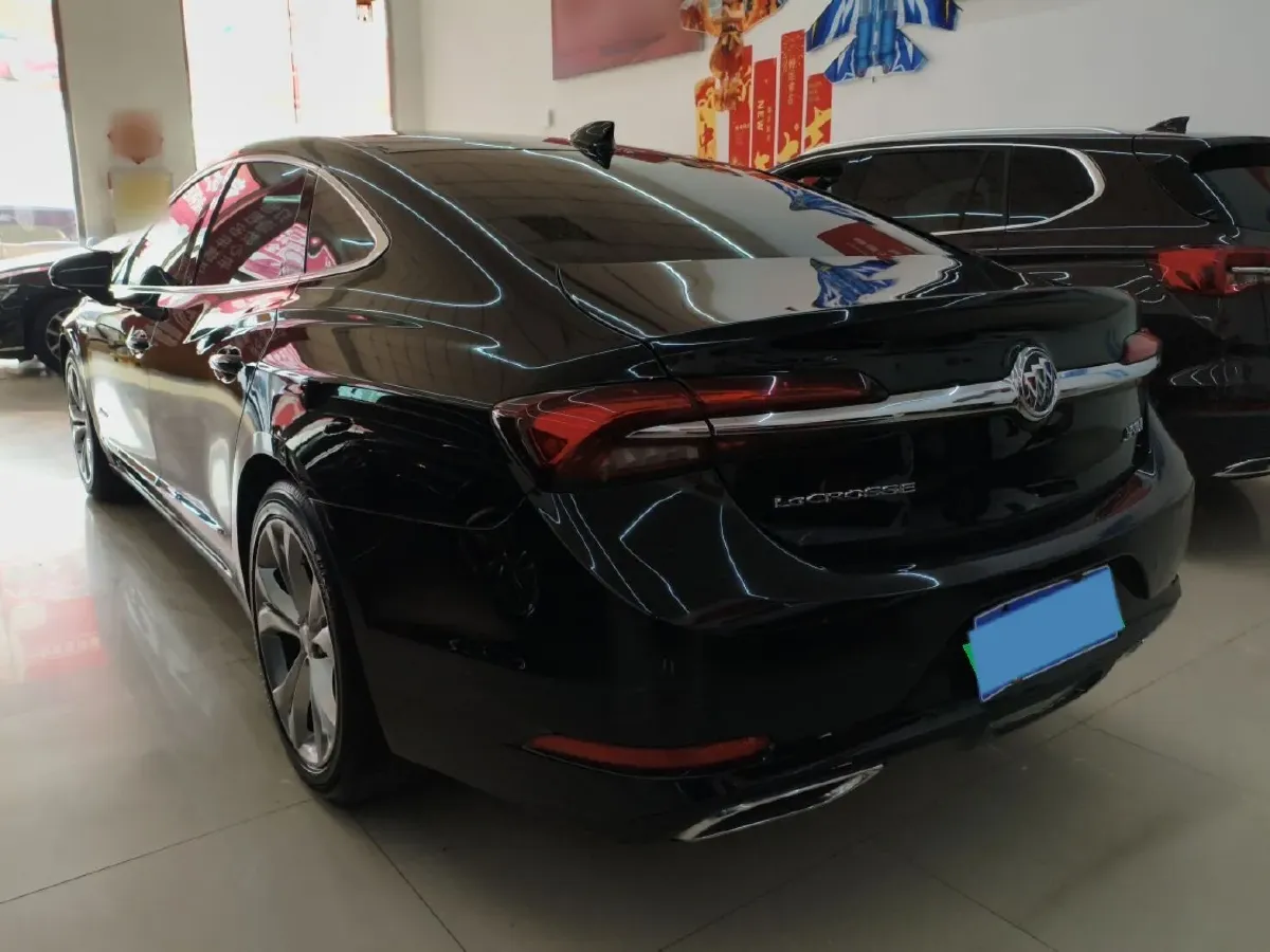 2022 HongQi HS7 2.0T 252HP L4 7DCT,autocango,china used car exporter,china ev exporter,chinese used car exporter,chinese used ev exporter