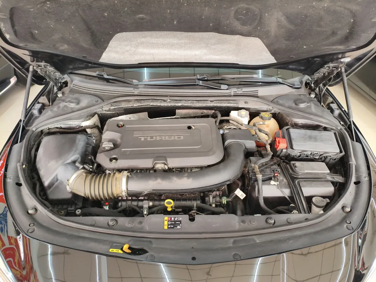 2022 HongQi HS7 2.0T 252HP L4 7DCT,autocango,china used car exporter,china ev exporter,chinese used car exporter,chinese used ev exporter