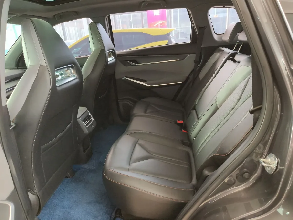 2022 ChangAn CS75 Plus 2.0T 233HP L4 8AT,autocango,china used car exporter,china ev exporter,chinese used car exporter,chinese used ev exporter