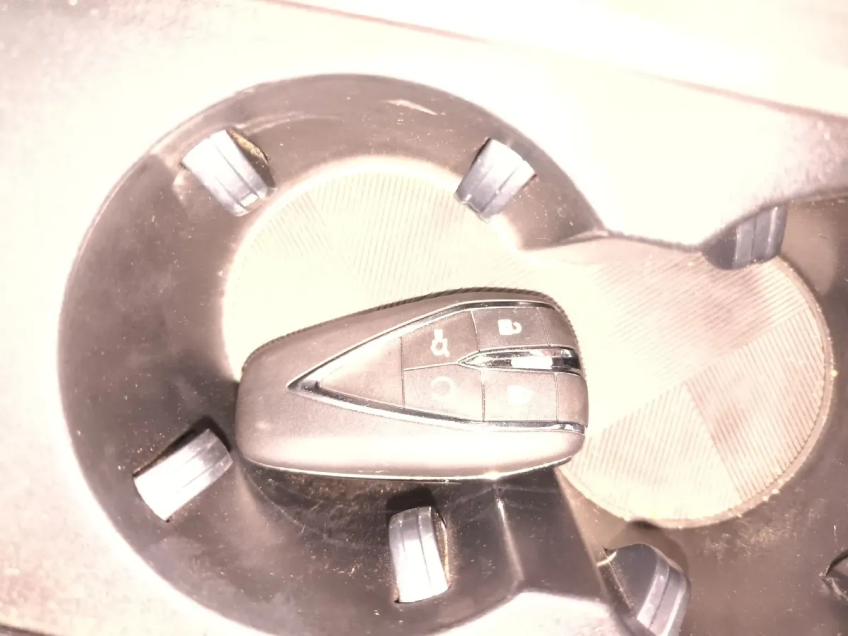 2022 ChangAn CS75 Plus 2.0T 233HP L4 8AT,autocango,china used car exporter,china ev exporter,chinese used car exporter,chinese used ev exporter