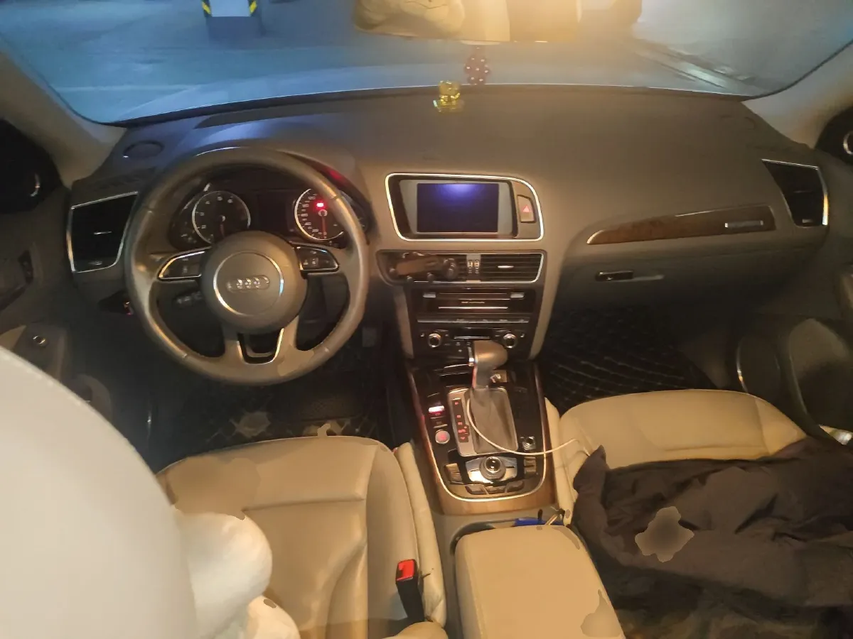 2013 Audi Q5 2.0T 211HP L4 8AT,autocango,china used car exporter,china ev exporter,chinese used car exporter,chinese used ev exporter