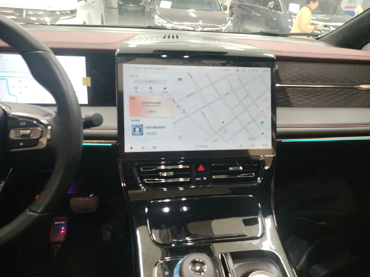 2023 GAC Trumpchi M8 2.0T 252HP L4 8AT,autocango,china used car exporter,china ev exporter,chinese used car exporter,chinese used ev exporter