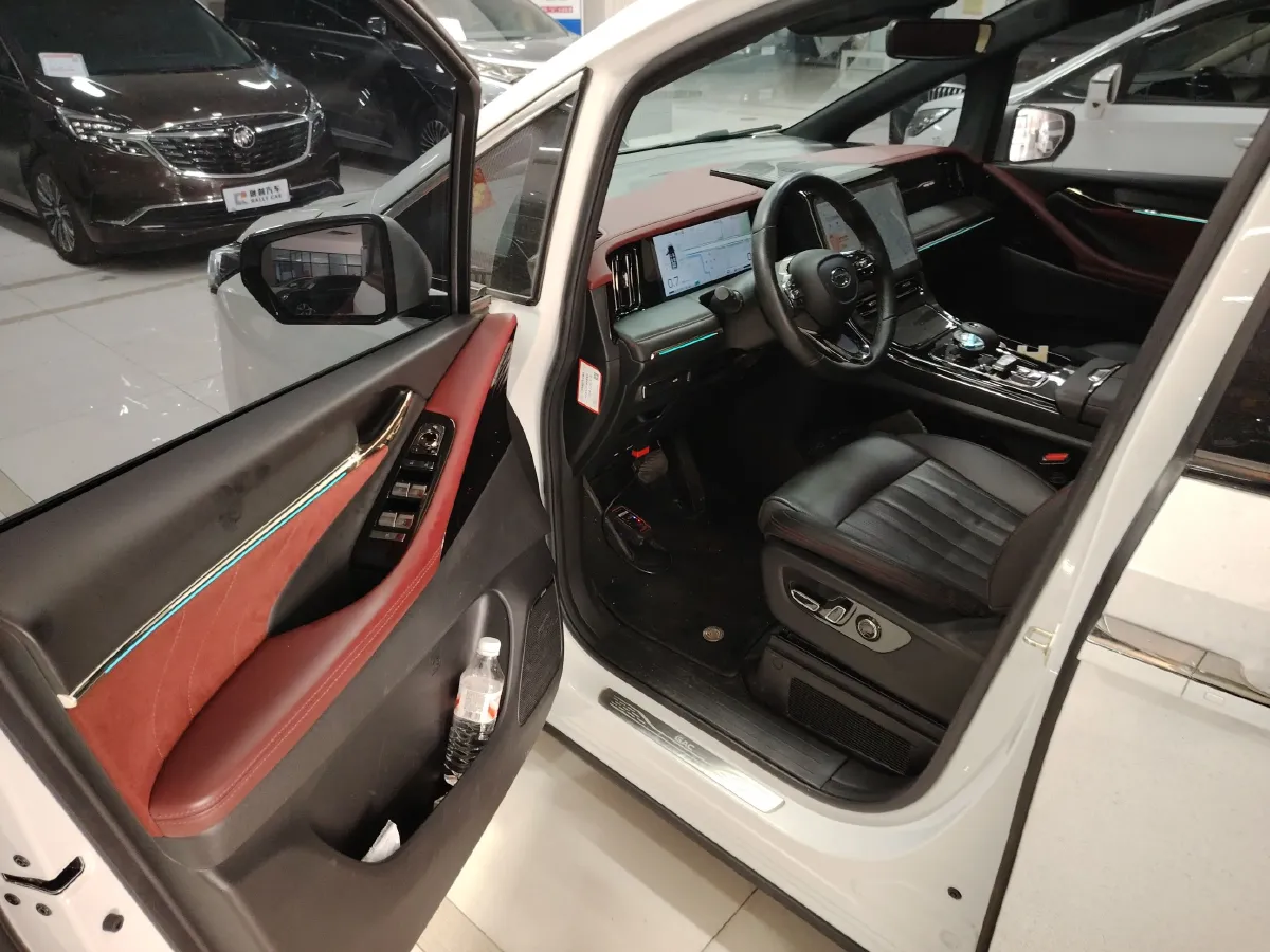 2023 GAC Trumpchi M8 2.0T 252HP L4 8AT,autocango,china used car exporter,china ev exporter,chinese used car exporter,chinese used ev exporter