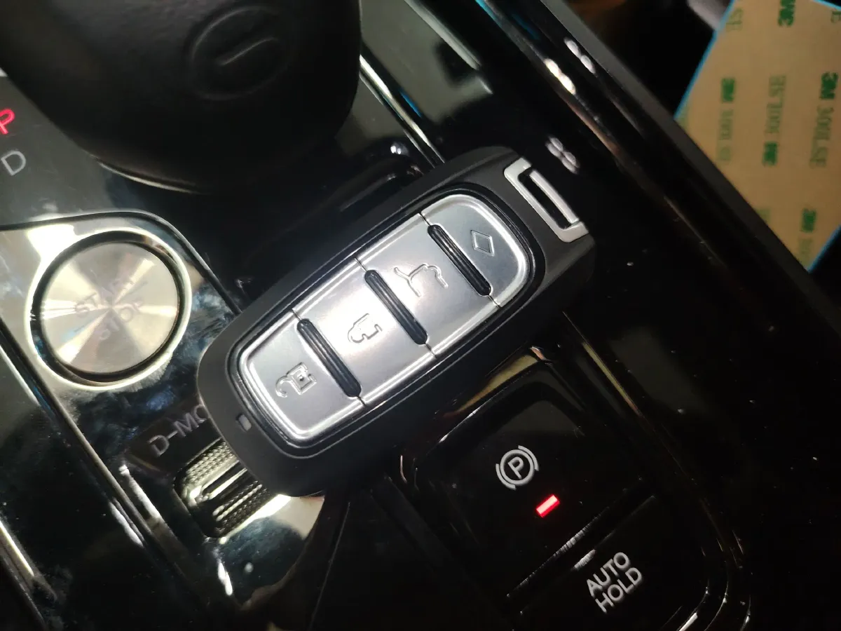 2023 GAC Trumpchi M8 2.0T 252HP L4 8AT,autocango,china used car exporter,china ev exporter,chinese used car exporter,chinese used ev exporter