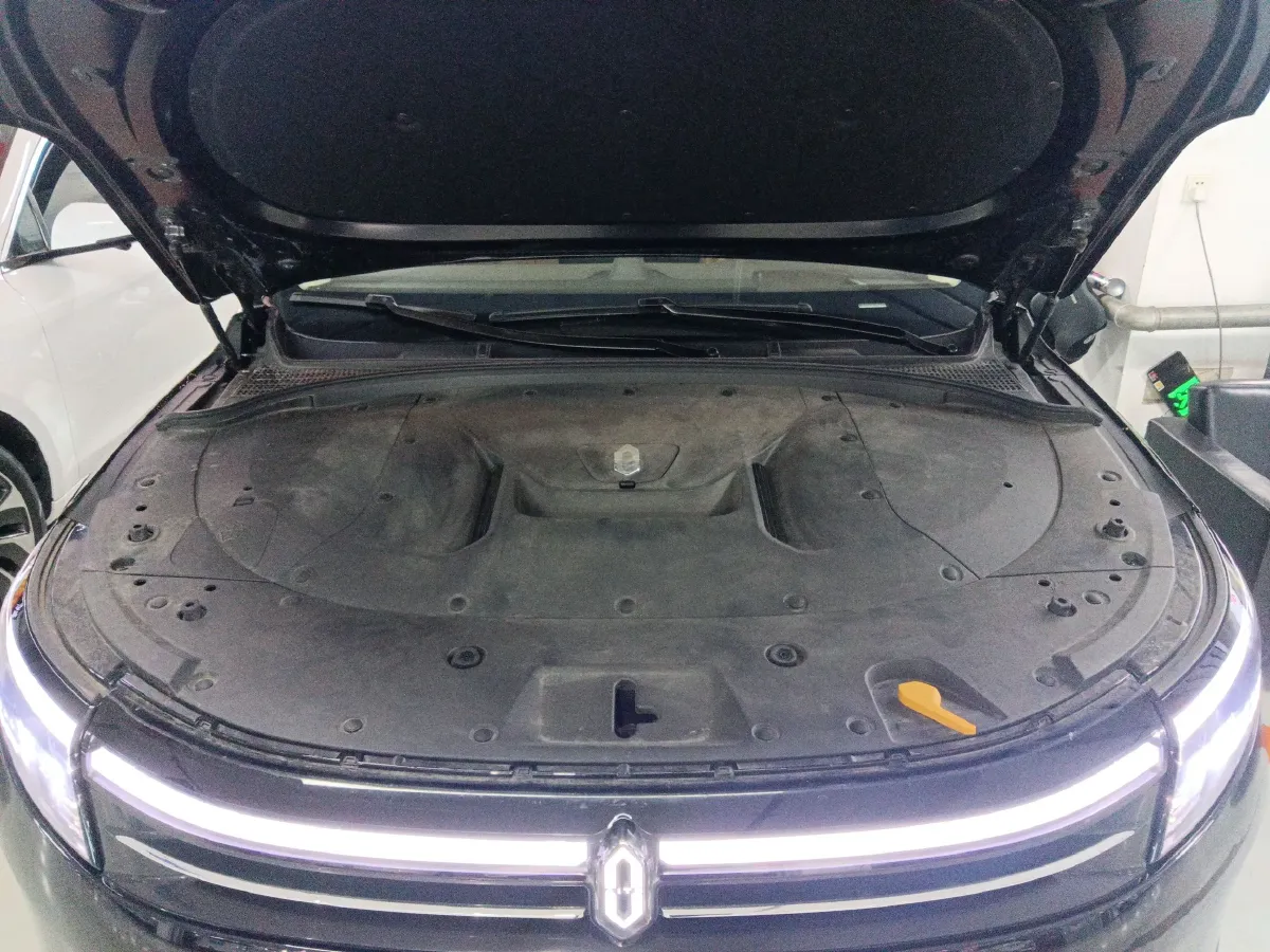 2024 AITO AITO M7 1.5T 152HP L4 REEV 40KWH,autocango,china used car exporter,china ev exporter,chinese used car exporter,chinese used ev exporter