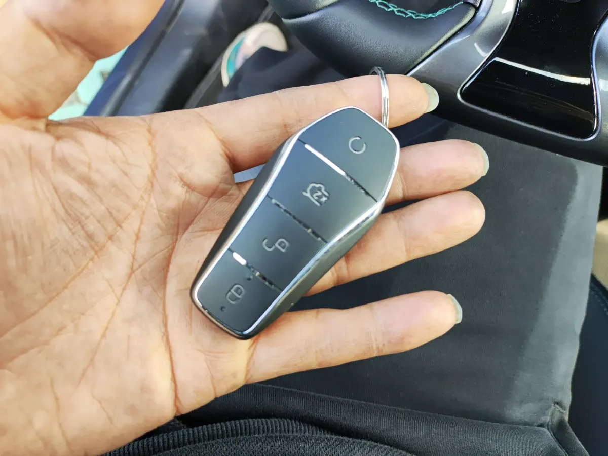 2024 BYD Seal 06 1.5L 101HP L4 E-CVT PHEV 15.87KWH,autocango,china used car exporter,china ev exporter,chinese used car exporter,chinese used ev exporter