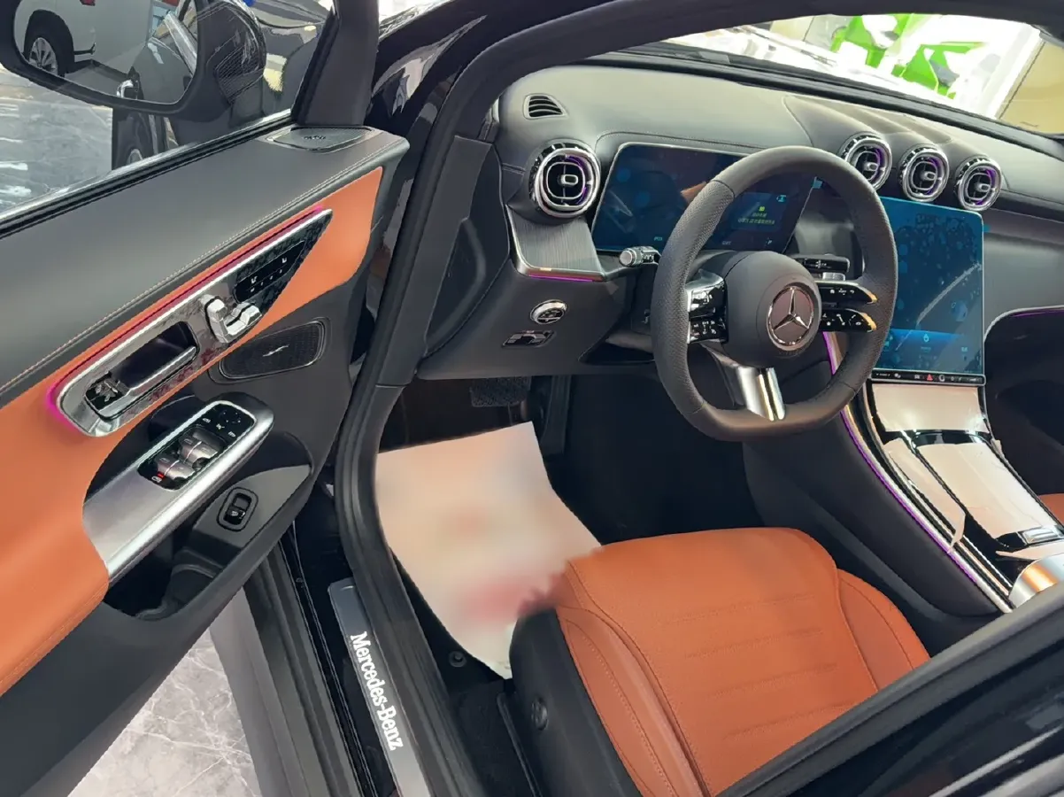 2026 Mercedes-Benz GLC Class 2.0T 204HP L4 9AT,autocango,china used car exporter,china ev exporter,chinese used car exporter,chinese used ev exporter