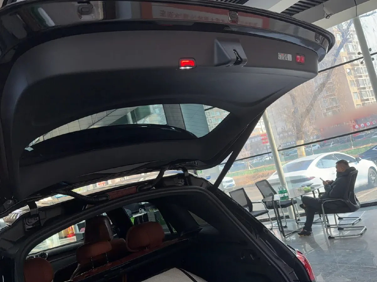 2026 Mercedes-Benz GLC Class 2.0T 204HP L4 9AT,autocango,china used car exporter,china ev exporter,chinese used car exporter,chinese used ev exporter