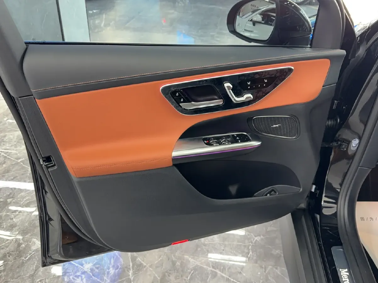 2026 Mercedes-Benz GLC Class 2.0T 204HP L4 9AT,autocango,china used car exporter,china ev exporter,chinese used car exporter,chinese used ev exporter