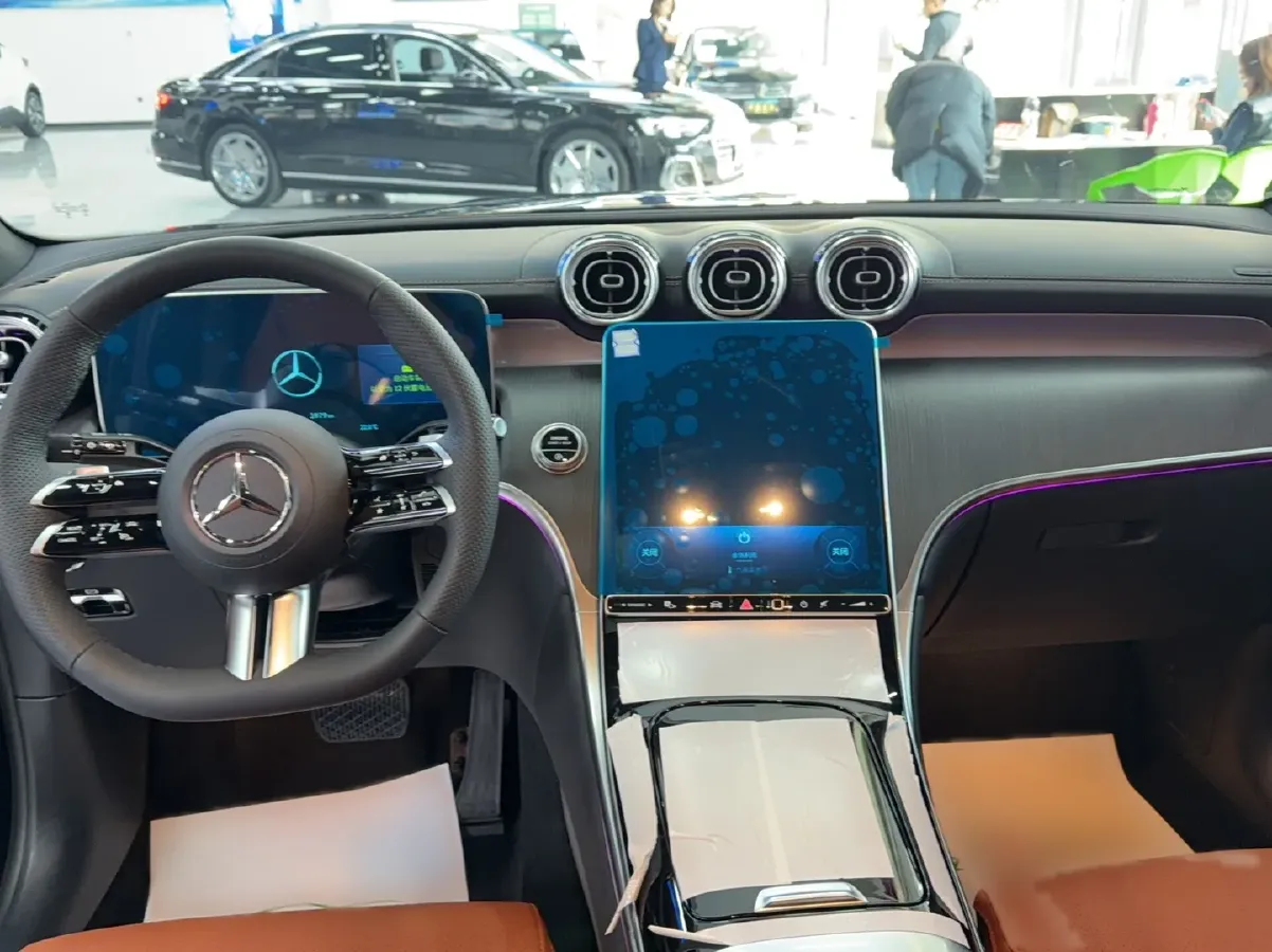 2026 Mercedes-Benz GLC Class 2.0T 204HP L4 9AT,autocango,china used car exporter,china ev exporter,chinese used car exporter,chinese used ev exporter