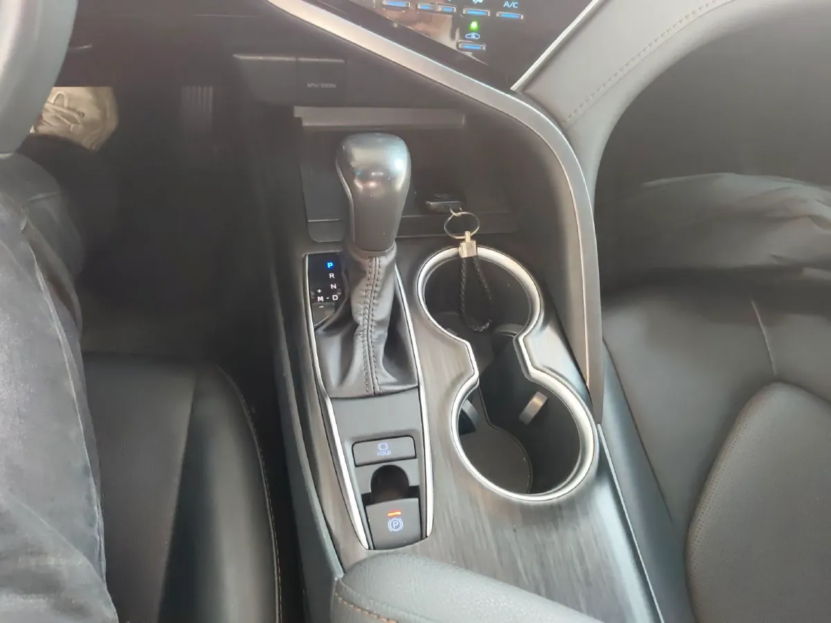 2022 Toyota Camry 2.0L 178HP L4 CVT,autocango,china used car exporter,china ev exporter,chinese used car exporter,chinese used ev exporter