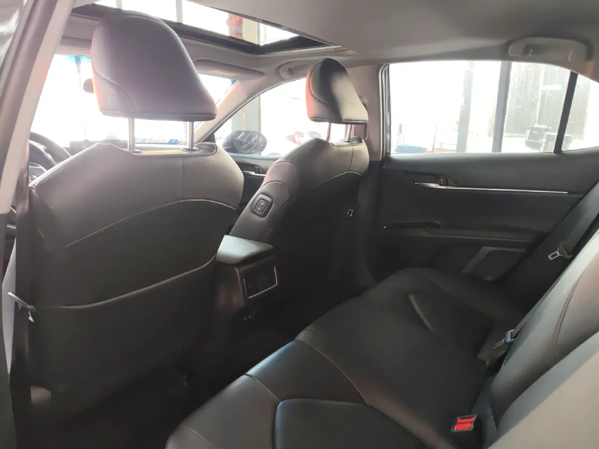 2022 Toyota Camry 2.0L 178HP L4 CVT,autocango,china used car exporter,china ev exporter,chinese used car exporter,chinese used ev exporter