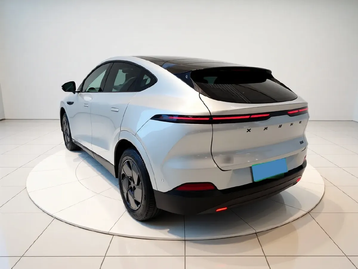 2025 Xpeng G6 BEV 68.5KWH,autocango,china used car exporter,china ev exporter,chinese used car exporter,chinese used ev exporter