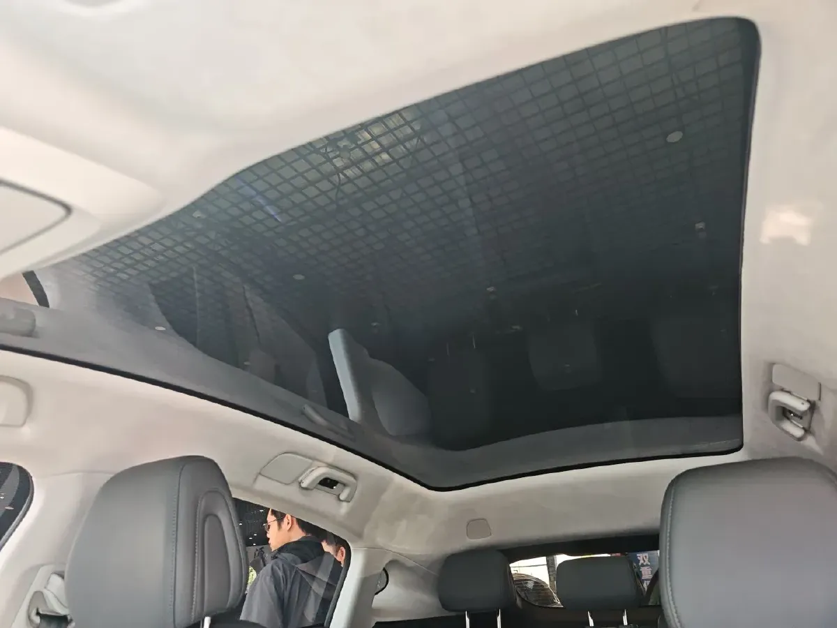 2025 Xpeng G6 BEV 68.5KWH,autocango,china used car exporter,china ev exporter,chinese used car exporter,chinese used ev exporter