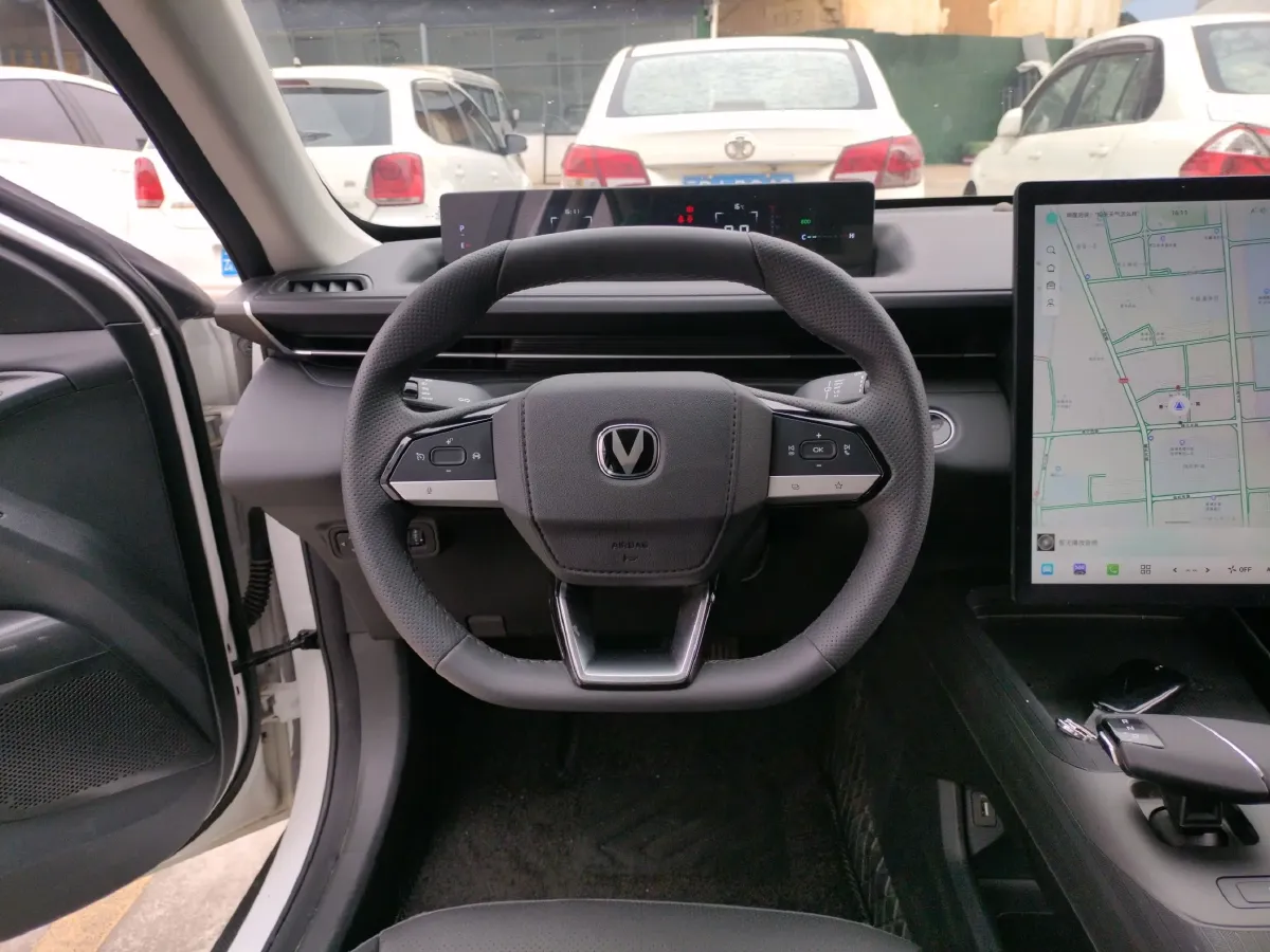 2024 ChangAn Eado 1.5T 170HP L4 7DCT,autocango,china used car exporter,china ev exporter,chinese used car exporter,chinese used ev exporter