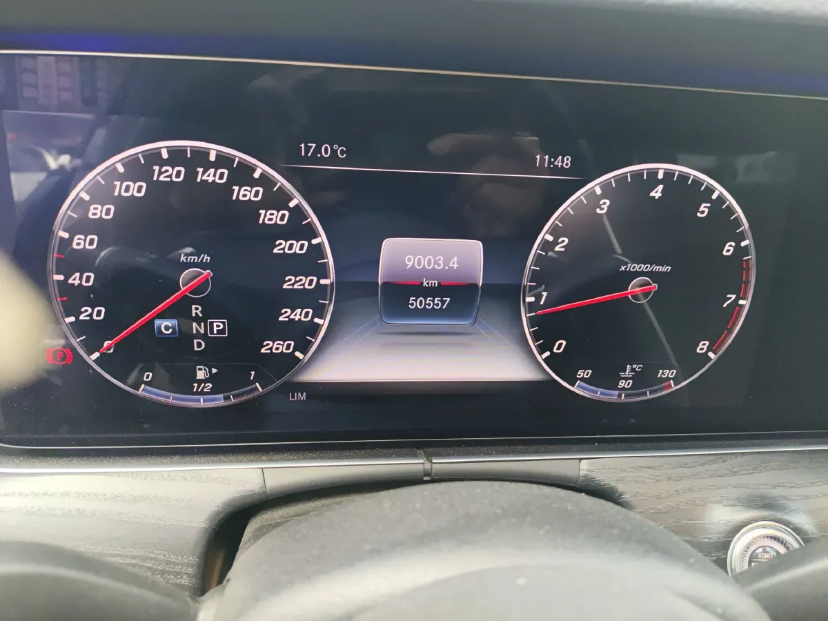 2019 Mercedes-Benz E Class 2.0T 245HP L4 9AT,autocango,china used car exporter,china ev exporter,chinese used car exporter,chinese used ev exporter