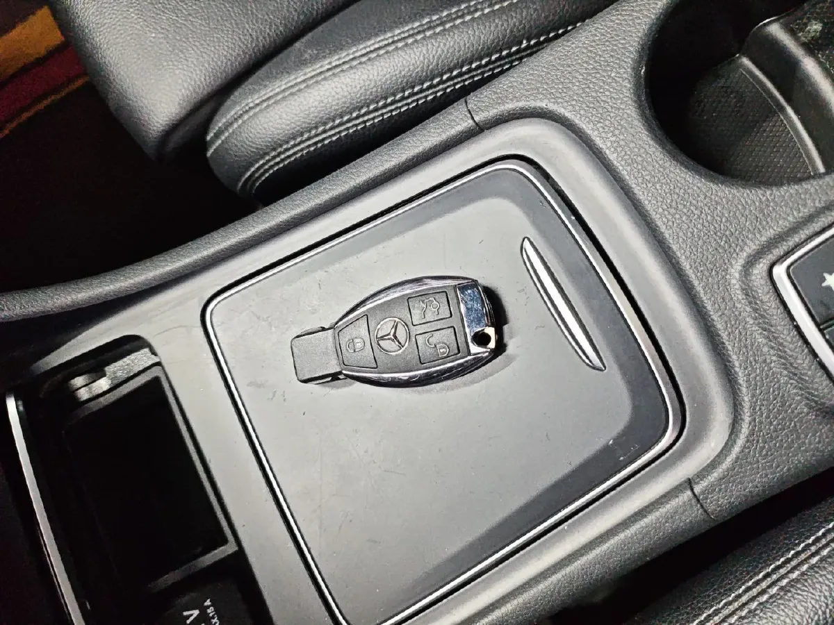 2017 Mercedes-Benz CLA Class 1.6T 156HP L4 7DCT,autocango,china used car exporter,china ev exporter,chinese used car exporter,chinese used ev exporter