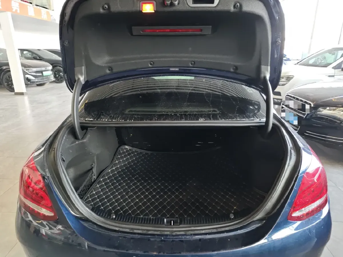 2017 Mercedes-Benz C Class 2.0T 184HP L4 9AT,autocango,china used car exporter,china ev exporter,chinese used car exporter,chinese used ev exporter