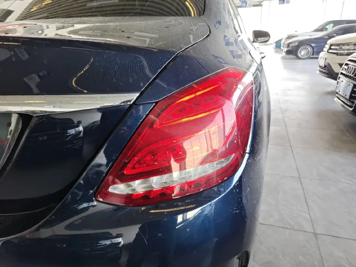 2017 Mercedes-Benz C Class 2.0T 184HP L4 9AT,autocango,china used car exporter,china ev exporter,chinese used car exporter,chinese used ev exporter