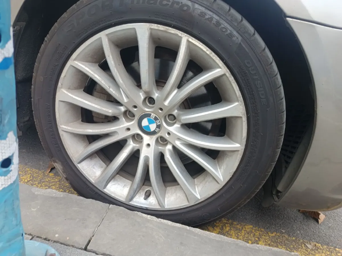 2014 BMW 5 Series 2.0T 218HP L4 8AT,autocango,china used car exporter,china ev exporter,chinese used car exporter,chinese used ev exporter