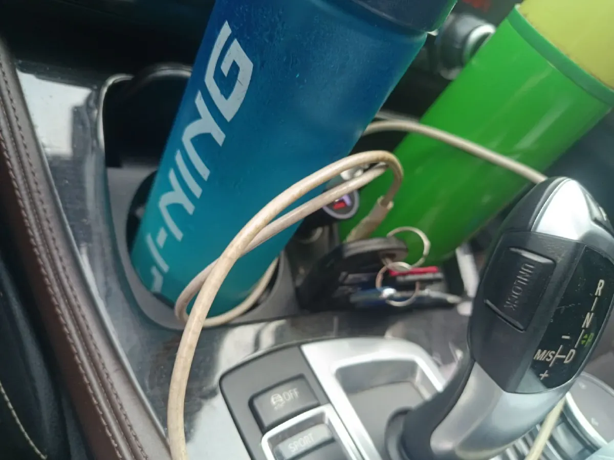 2014 BMW 5 Series 2.0T 218HP L4 8AT,autocango,china used car exporter,china ev exporter,chinese used car exporter,chinese used ev exporter