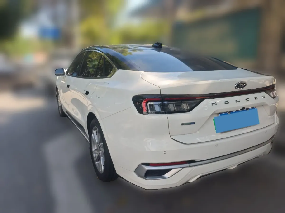 2022 Ford Mondeo 2.0T 238HP L4 8AT,autocango,china used car exporter,china ev exporter,chinese used car exporter,chinese used ev exporter