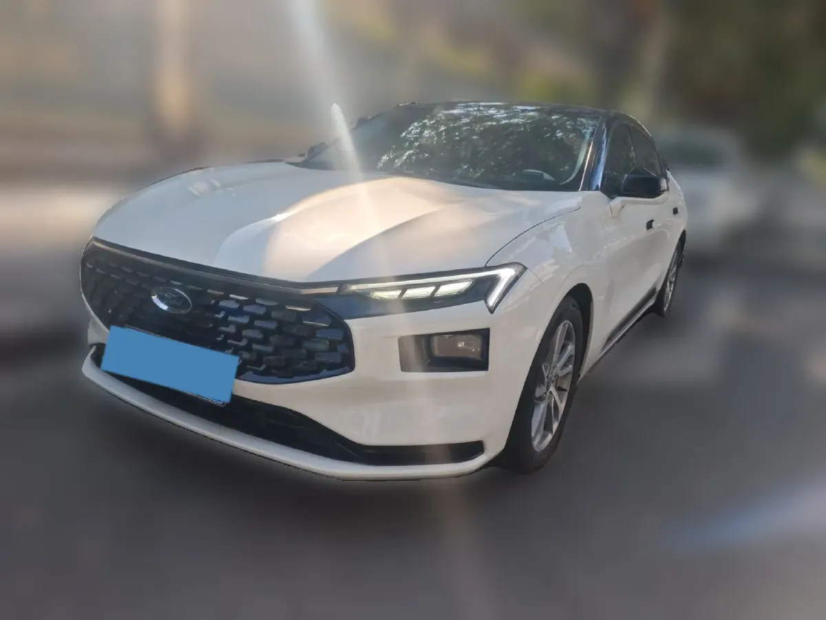 2022 Ford Mondeo 2.0T 238HP L4 8AT,autocango,china used car exporter,china ev exporter,chinese used car exporter,chinese used ev exporter