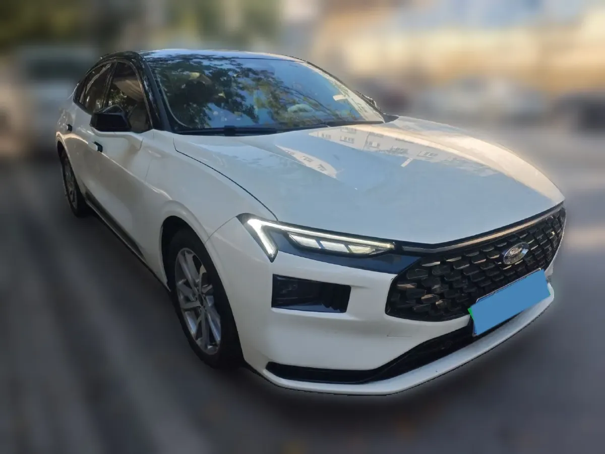 2022 Ford Mondeo 2.0T 238HP L4 8AT,autocango,china used car exporter,china ev exporter,chinese used car exporter,chinese used ev exporter