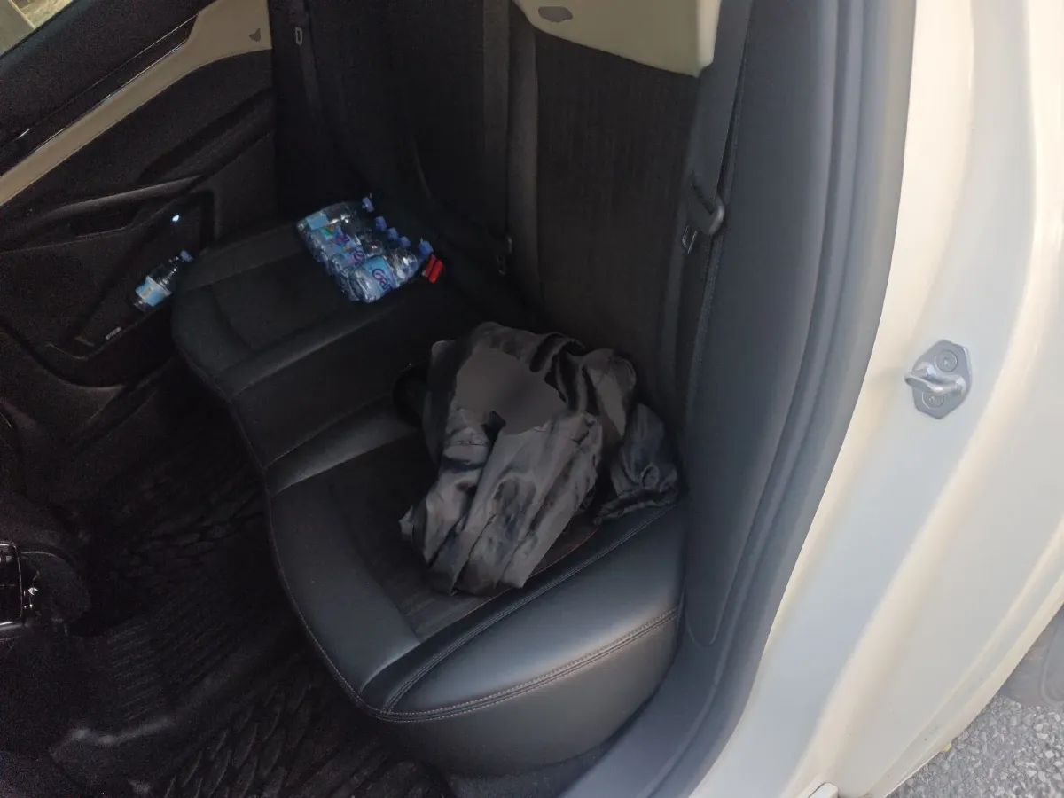 2022 Ford Mondeo 2.0T 238HP L4 8AT,autocango,china used car exporter,china ev exporter,chinese used car exporter,chinese used ev exporter