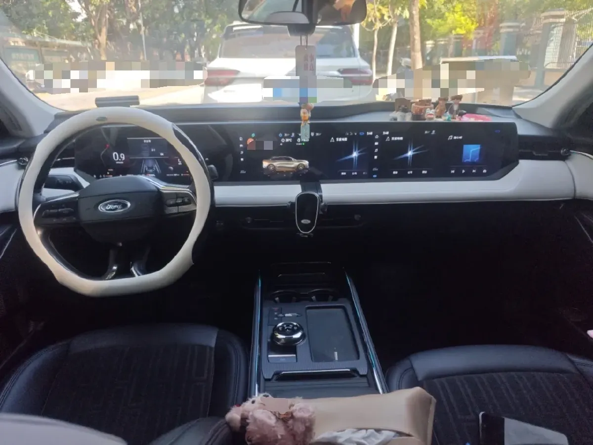 2022 Ford Mondeo 2.0T 238HP L4 8AT,autocango,china used car exporter,china ev exporter,chinese used car exporter,chinese used ev exporter