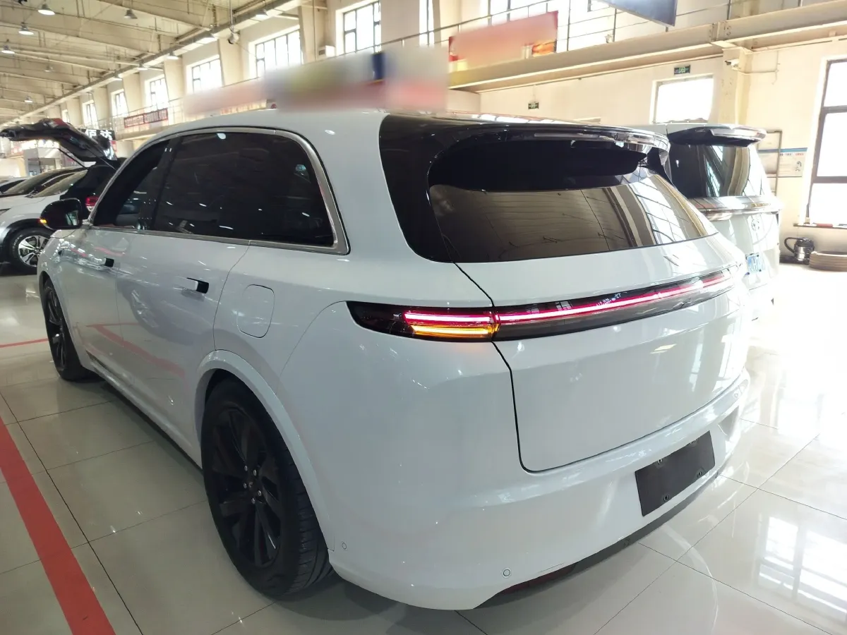 2023 Li L7 Range Extended 154HP REEV 40.9KWH,autocango,china used car exporter,china ev exporter,chinese used car exporter,chinese used ev exporter