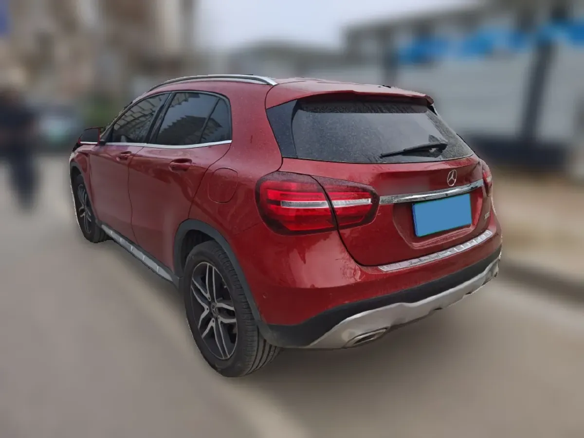 2017 Mercedes-Benz GLA Class 1.6T 156HP L4 7DCT,autocango,china used car exporter,china ev exporter,chinese used car exporter,chinese used ev exporter