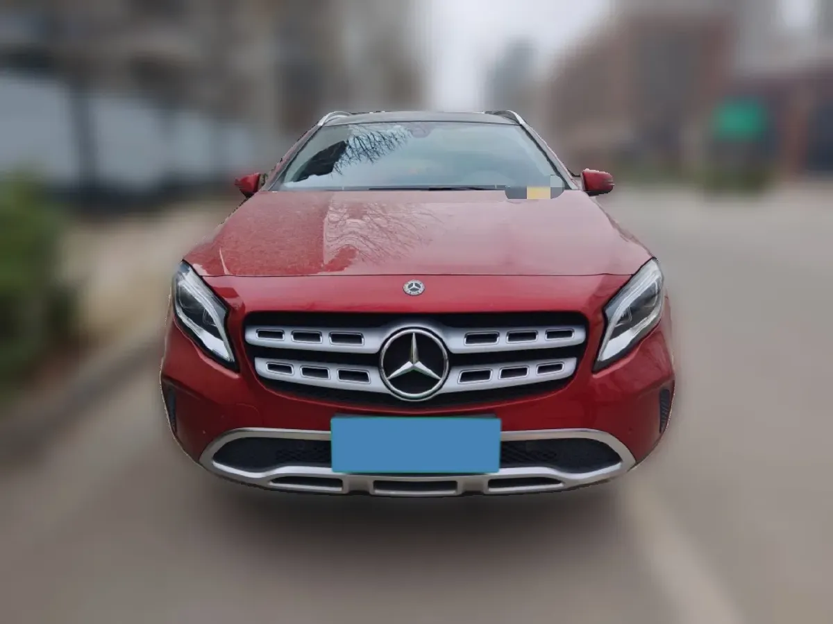 2017 Mercedes-Benz GLA Class 1.6T 156HP L4 7DCT,autocango,china used car exporter,china ev exporter,chinese used car exporter,chinese used ev exporter