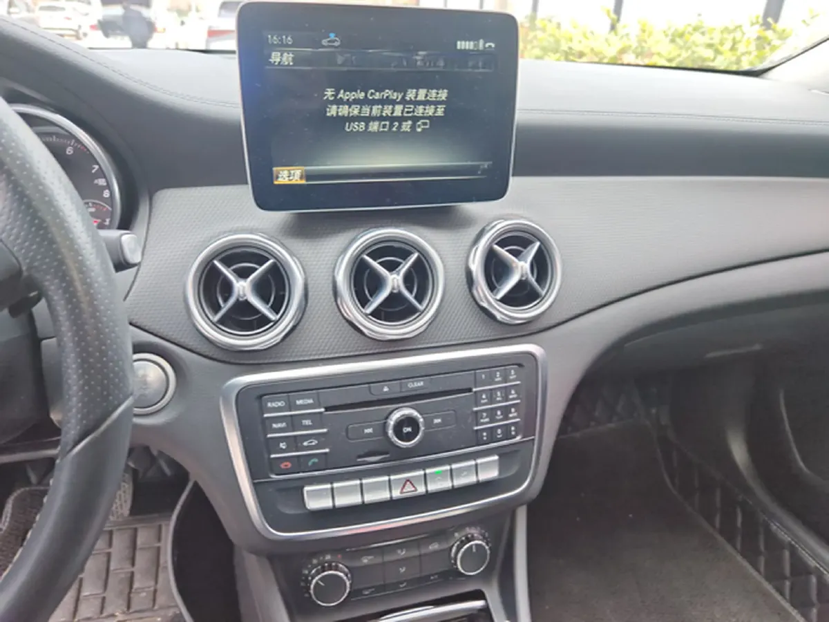 2017 Mercedes-Benz GLA Class 1.6T 156HP L4 7DCT,autocango,china used car exporter,china ev exporter,chinese used car exporter,chinese used ev exporter