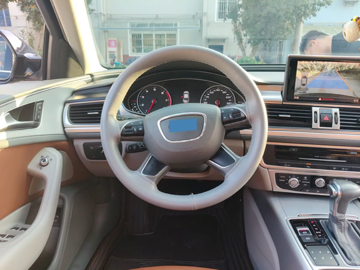 2015 Audi A6L 2.0T 180HP L4 CVT,autocango,china used car exporter,china ev exporter,chinese used car exporter,chinese used ev exporter