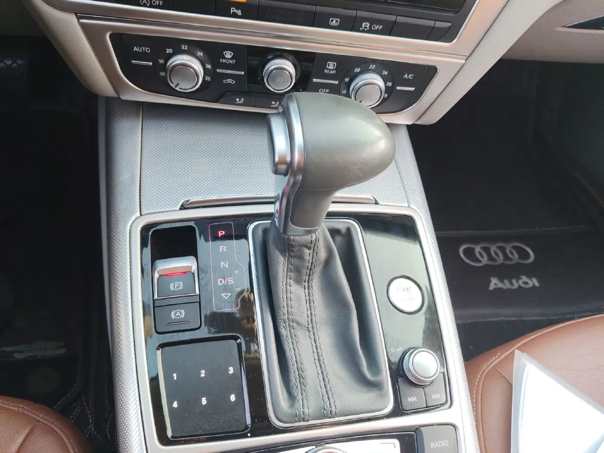 2015 Audi A6L 2.0T 180HP L4 CVT,autocango,china used car exporter,china ev exporter,chinese used car exporter,chinese used ev exporter