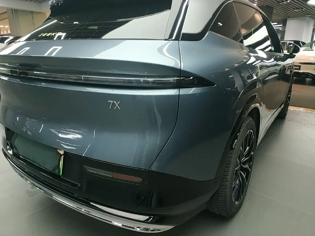 2025 Zeekr 7X BEV 75KWH,autocango,china used car exporter,china ev exporter,chinese used car exporter,chinese used ev exporter