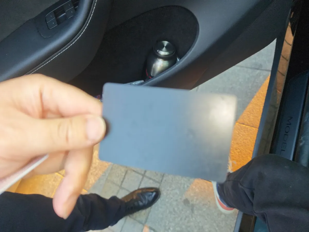 2024 Tesla Model Y BEV 60KWH,autocango,china used car exporter,china ev exporter,chinese used car exporter,chinese used ev exporter