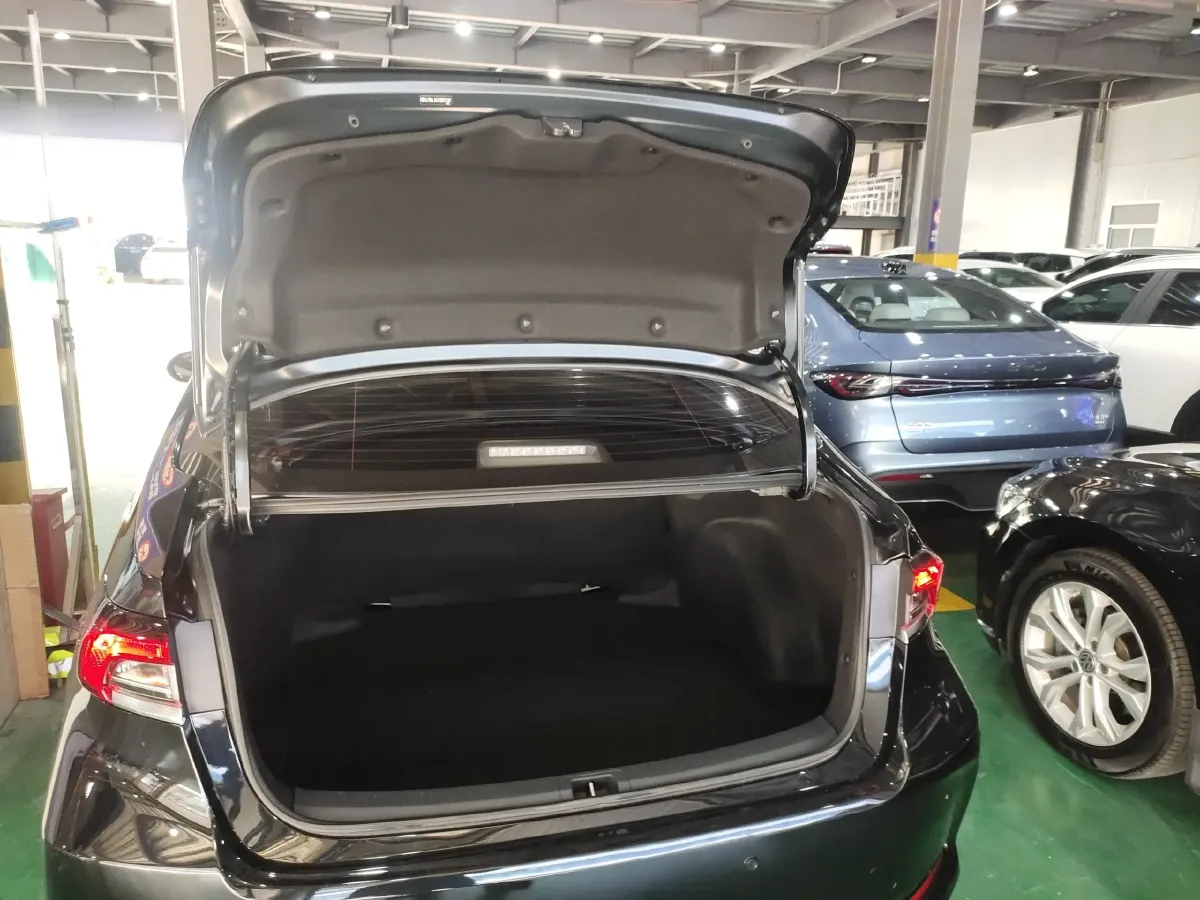 2021 Toyota Corolla 1.5L 121HP L3 CVT,autocango,china used car exporter,china ev exporter,chinese used car exporter,chinese used ev exporter