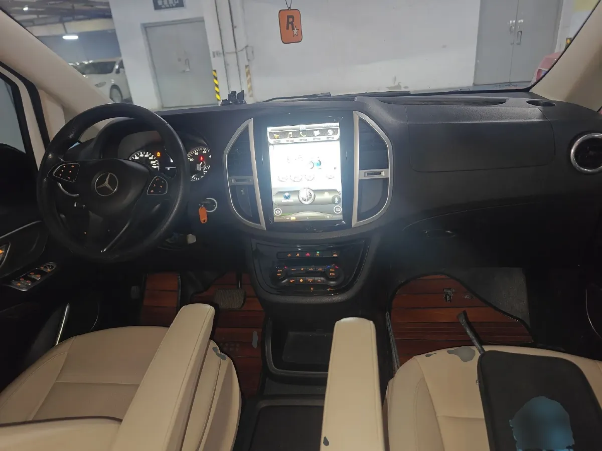2016 Mercedes-Benz Vito 2.0T 211HP L4 7AT,autocango,china used car exporter,china ev exporter,chinese used car exporter,chinese used ev exporter