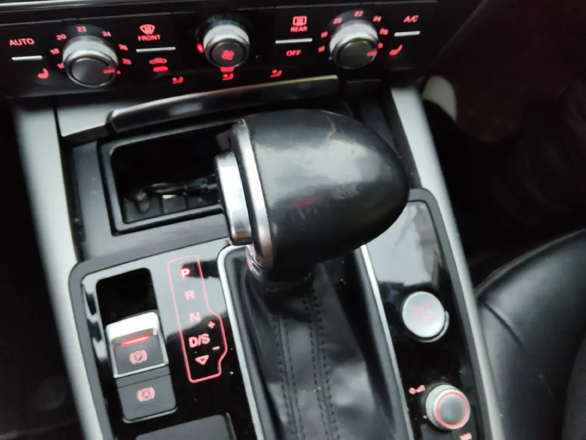 2014 Audi A7 2.8L 204HP V6 7DCT,autocango,china used car exporter,china ev exporter,chinese used car exporter,chinese used ev exporter