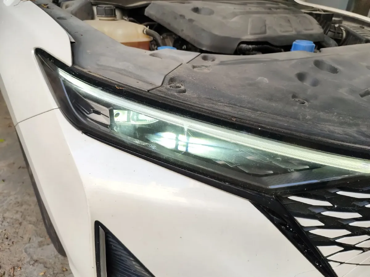 2023 ChangAn Raeton Plus 1.5T 188HP L4 7DCT,autocango,china used car exporter,china ev exporter,chinese used car exporter,chinese used ev exporter