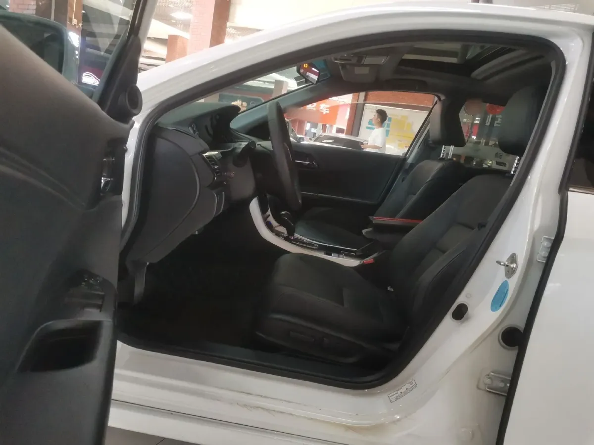 2016 Honda Accord 2.0L 155HP L4 CVT,autocango,china used car exporter,china ev exporter,chinese used car exporter,chinese used ev exporter