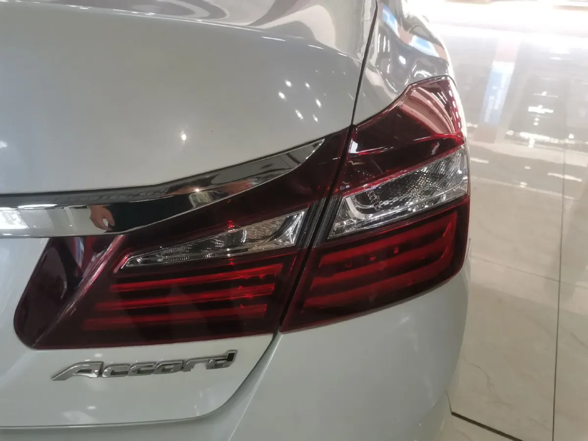 2016 Honda Accord 2.0L 155HP L4 CVT,autocango,china used car exporter,china ev exporter,chinese used car exporter,chinese used ev exporter