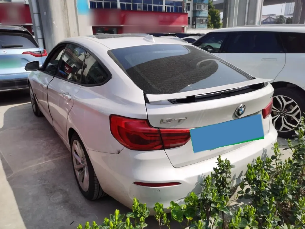 2019 BMW 3 Series GT 2.0T 184HP L4 8AT,autocango,china used car exporter,china ev exporter,chinese used car exporter,chinese used ev exporter
