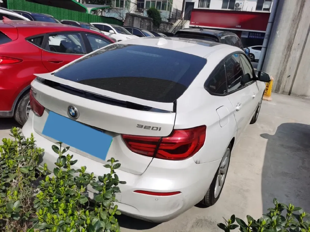 2019 BMW 3 Series GT 2.0T 184HP L4 8AT,autocango,china used car exporter,china ev exporter,chinese used car exporter,chinese used ev exporter