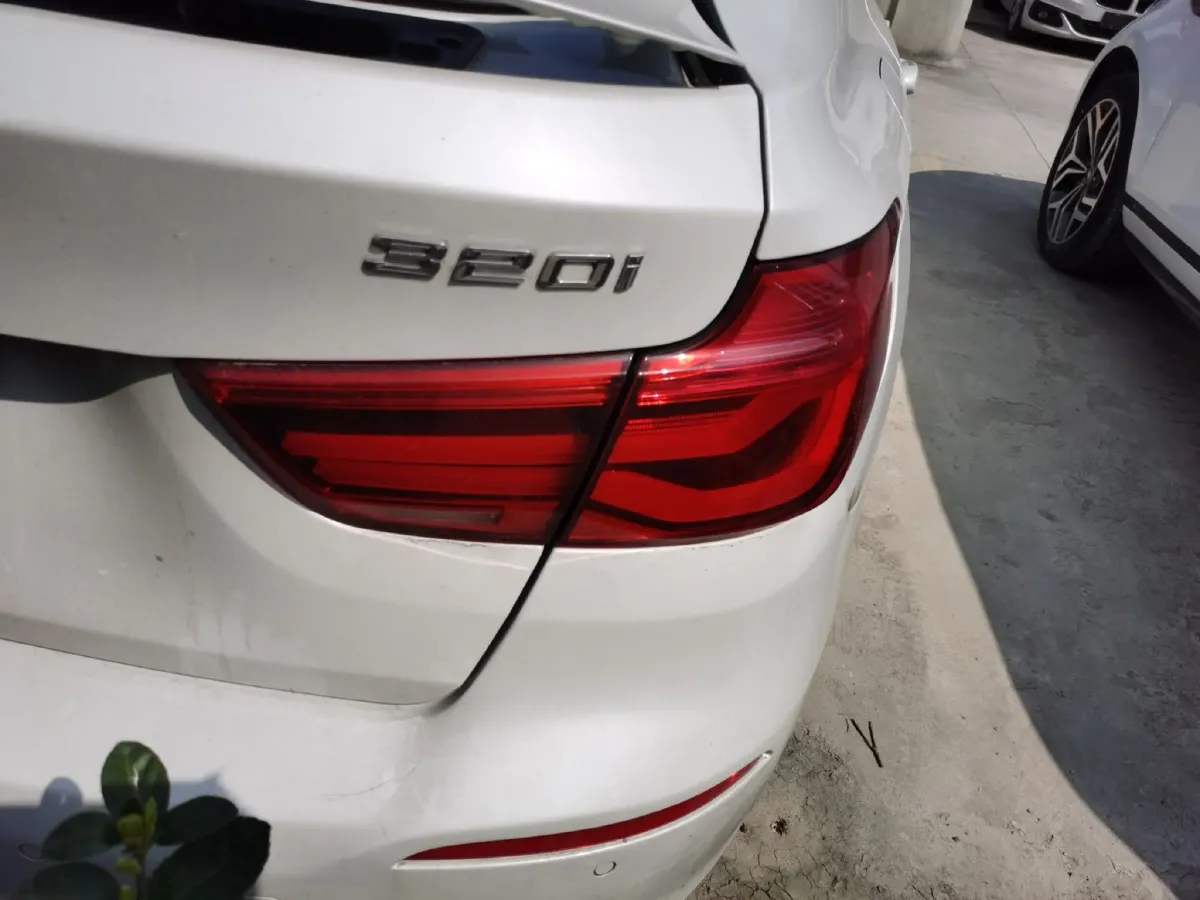 2019 BMW 3 Series GT 2.0T 184HP L4 8AT,autocango,china used car exporter,china ev exporter,chinese used car exporter,chinese used ev exporter