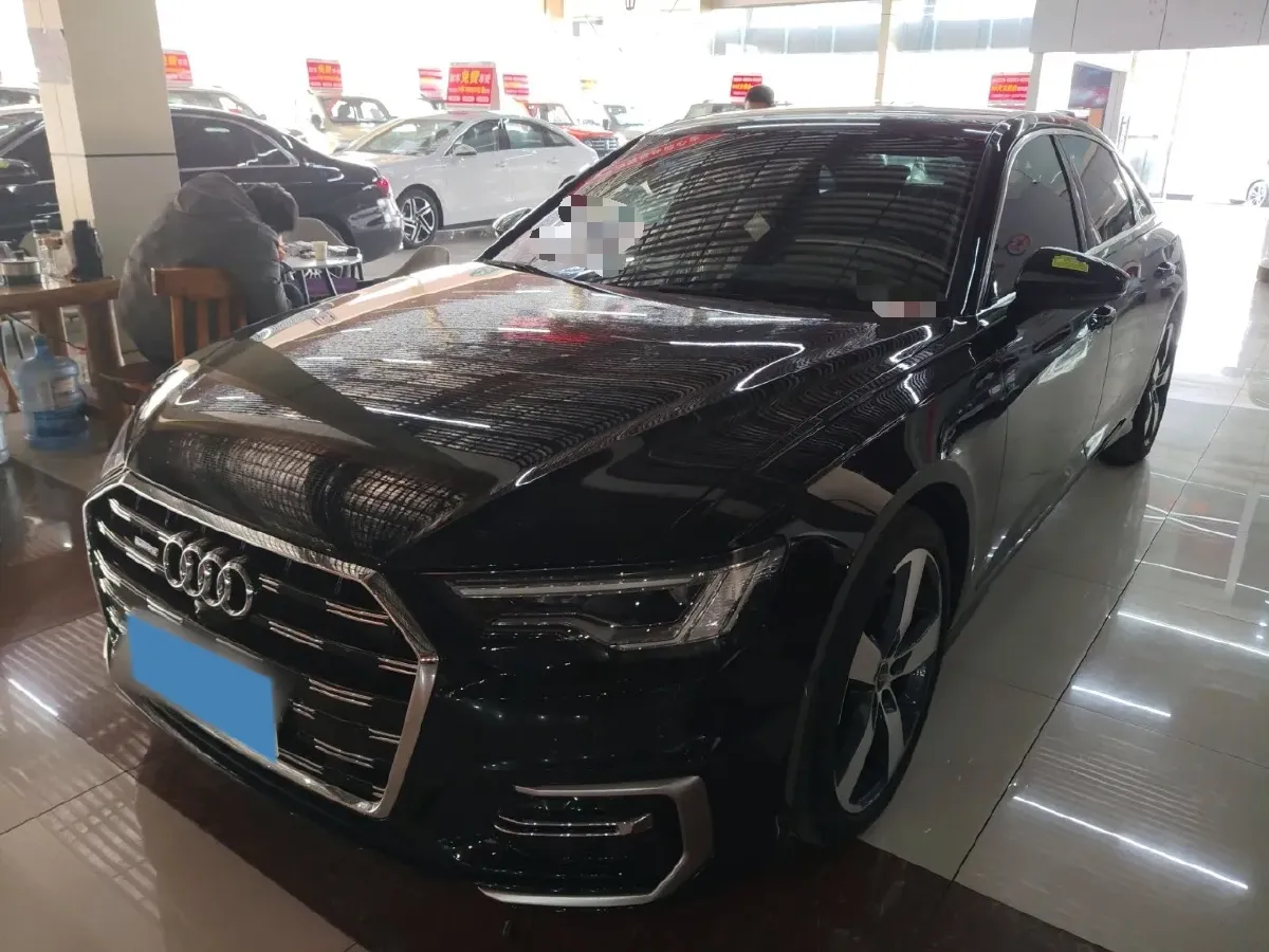 2023 Audi A6L 2.0T 245HP L4 7DCT,autocango,china used car exporter,china ev exporter,chinese used car exporter,chinese used ev exporter