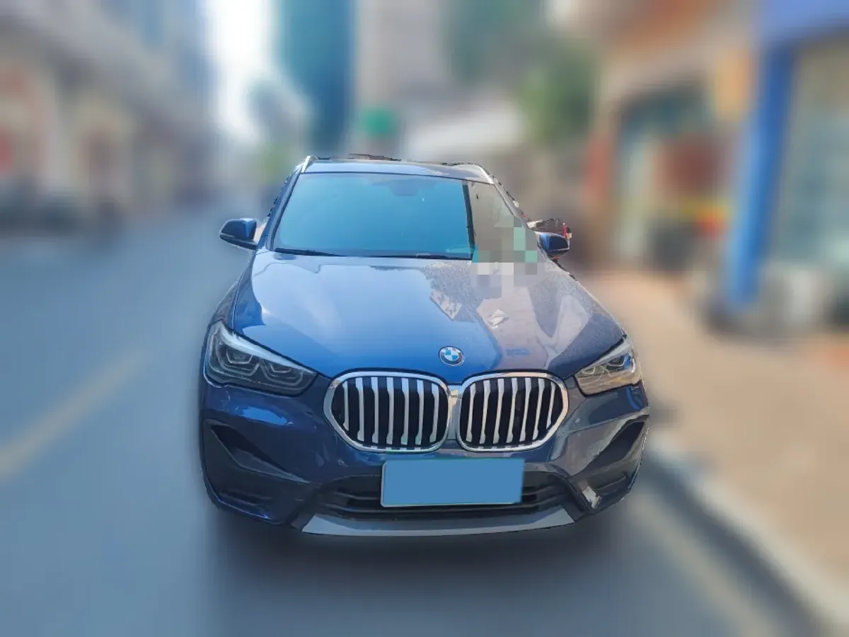 2022 BMW X1 2.0T 192HP L4 7DCT,autocango,china used car exporter,china ev exporter,chinese used car exporter,chinese used ev exporter